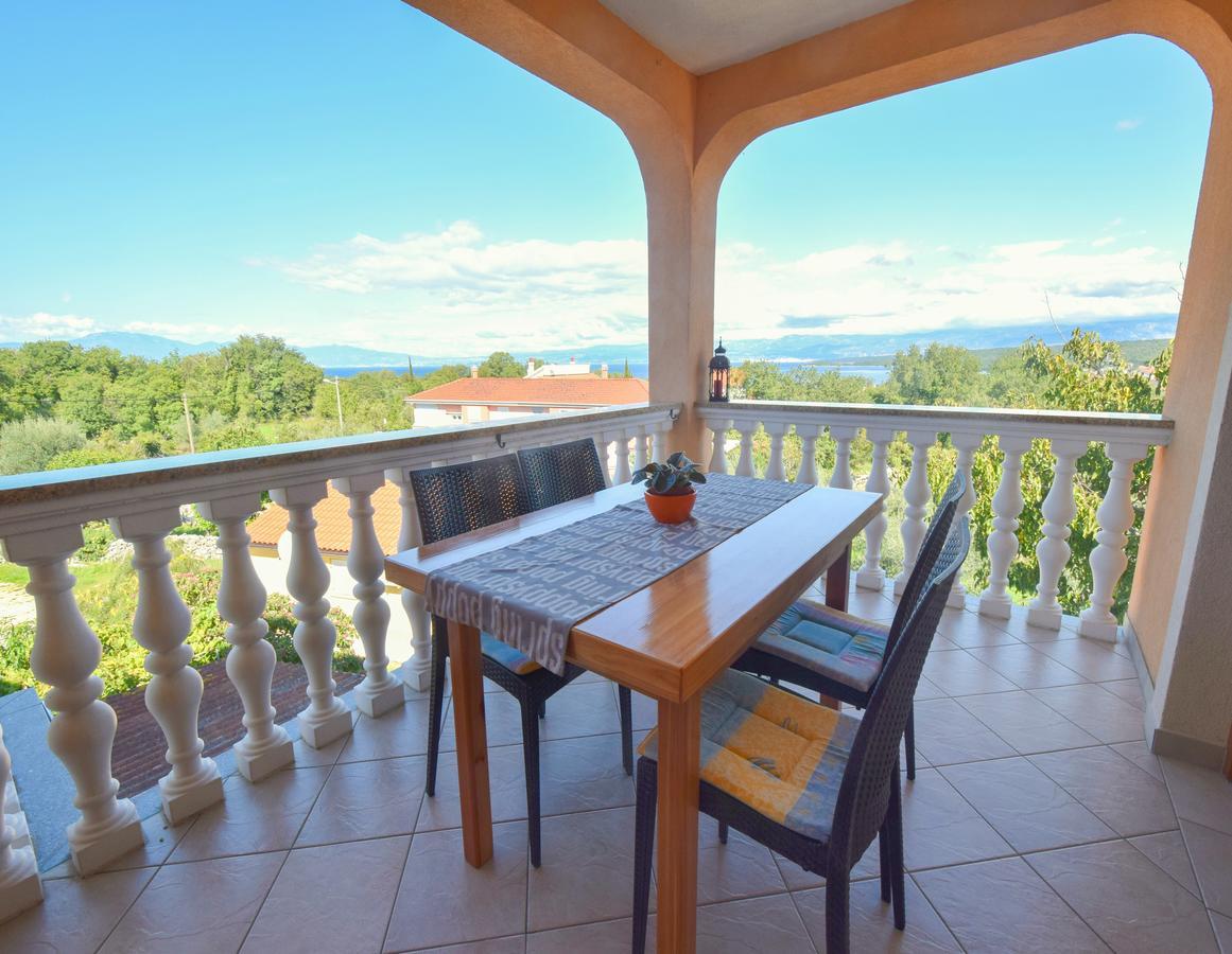 Apartments Ivanka Малинска Экстерьер фото