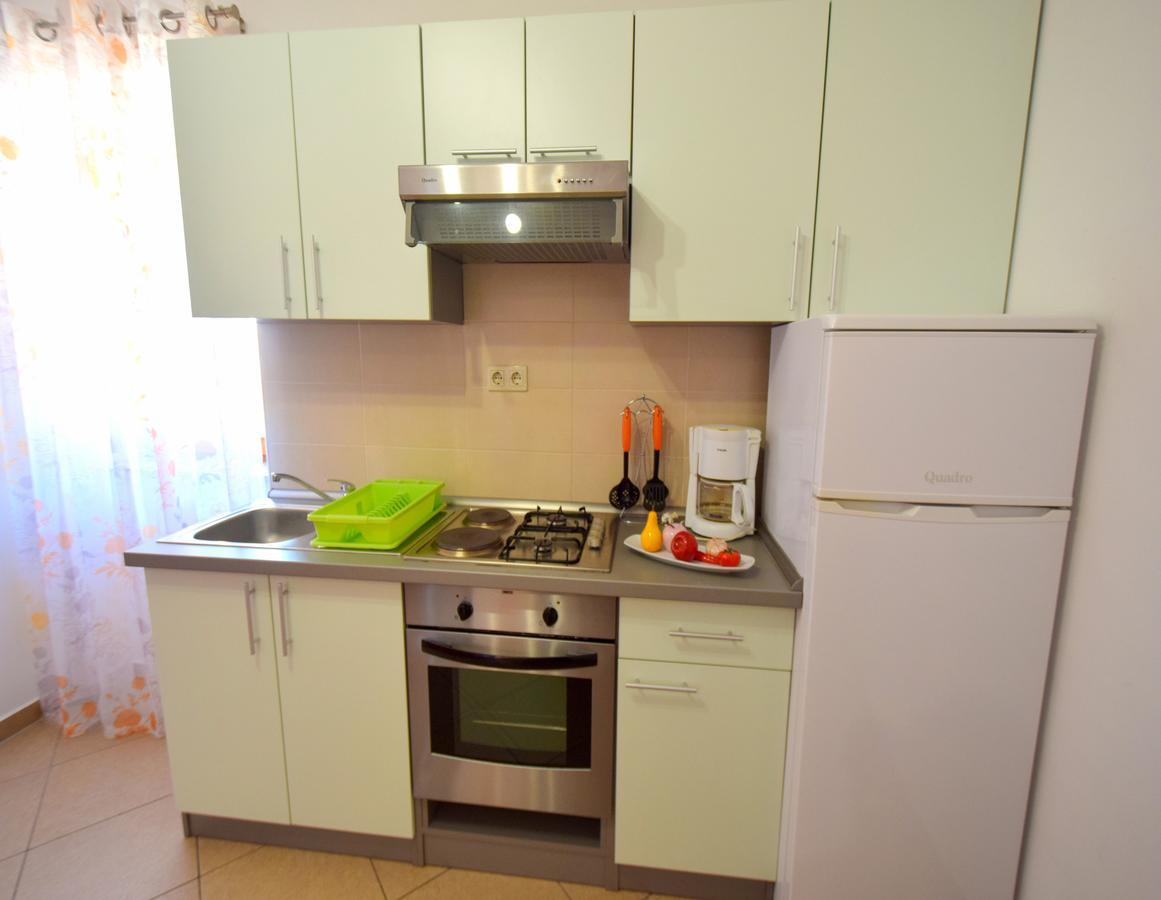 Apartments Ivanka Малинска Экстерьер фото